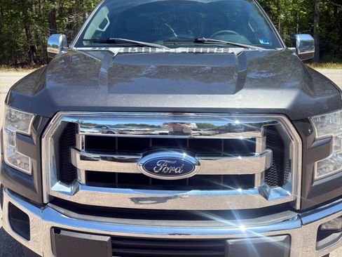 Used 2017 Ford F150 XLT RWD image 11