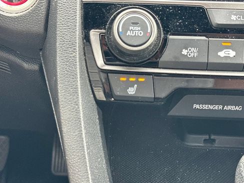 Used 2018 Honda Civic EX image 6
