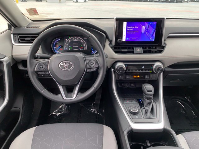 Certified 2023 Toyota RAV4 XLE w/ Convenience Package AWD/4WD image 15