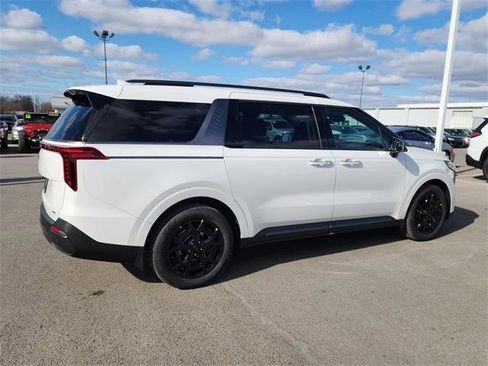 New 2026 Kia Carnival SX Prestige image 2