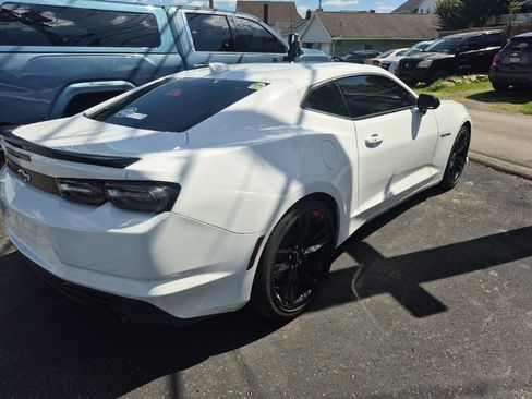 Used 2023 Chevrolet Camaro LT w/ Redline Edition RWD image 7