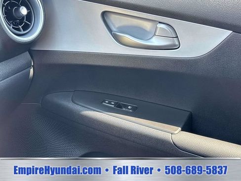Used 2024 Kia Forte LXS FWD image 28