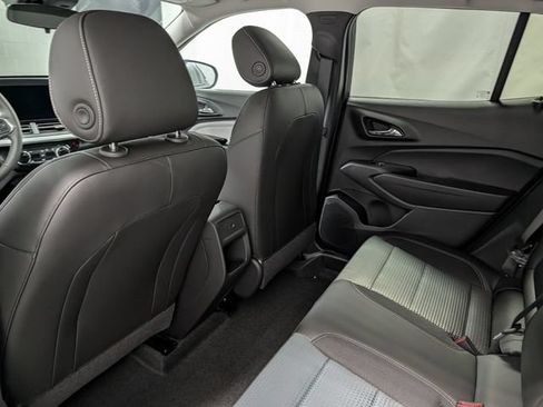 New 2026 Chevrolet Trax LT w/ Driver Confidence Package FWD image 13