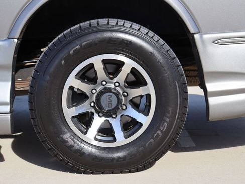 Used 2012 GMC Savana 2500 Extended image 61