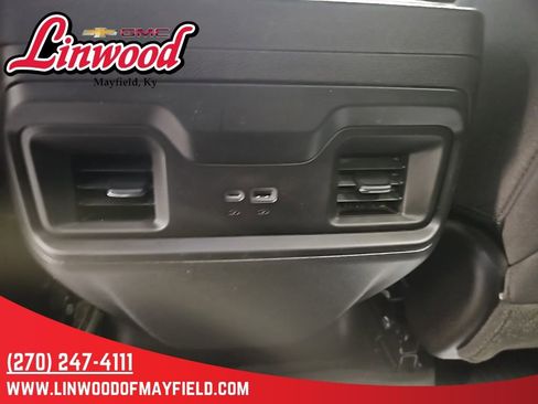 Used 2024 Chevrolet Silverado 1500 LT Trail Boss w/ Convenience Package II AWD/4WD image 16