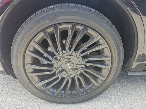 Used 2022 Lincoln Corsair Reserve FWD image 8