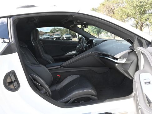 Used 2025 Chevrolet Corvette Z06 w/ Battery Protection Package image 24