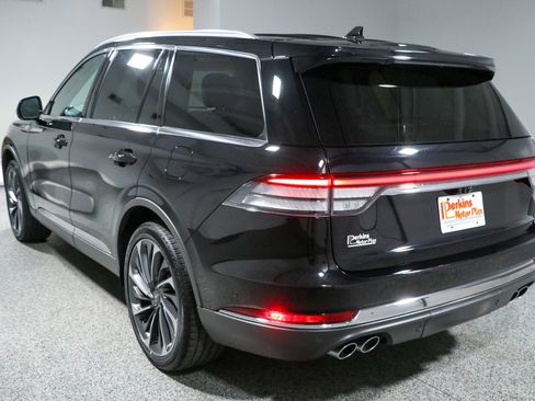 Used 2021 Lincoln Aviator Reserve w/ Equipment Group 201A AWD/4WD image 9