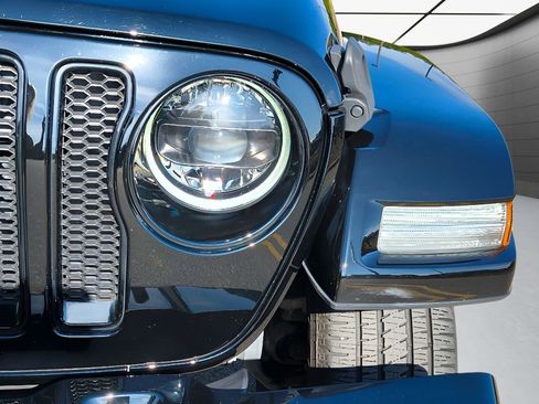 Used 2023 Jeep Wrangler High Altitude image 30