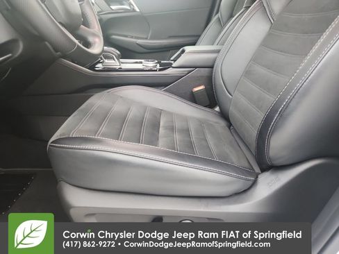 Used 2025 Mitsubishi Outlander SE FWD image 19