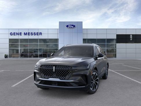 New 2026 Lincoln Nautilus Reserve image 24