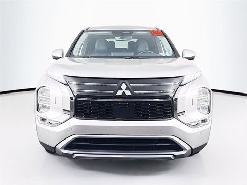 Used 2025 Mitsubishi Outlander SE AWD/4WD image 6