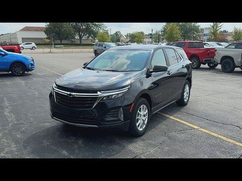 Used 2024 Chevrolet Equinox LT w/ LPO, Floor Liner Package FWD image 32