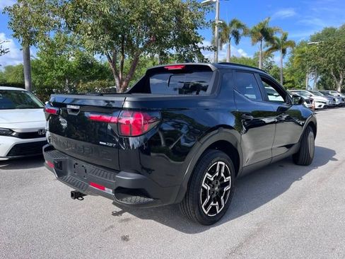 Used 2025 Hyundai Santa Cruz Limited image 4