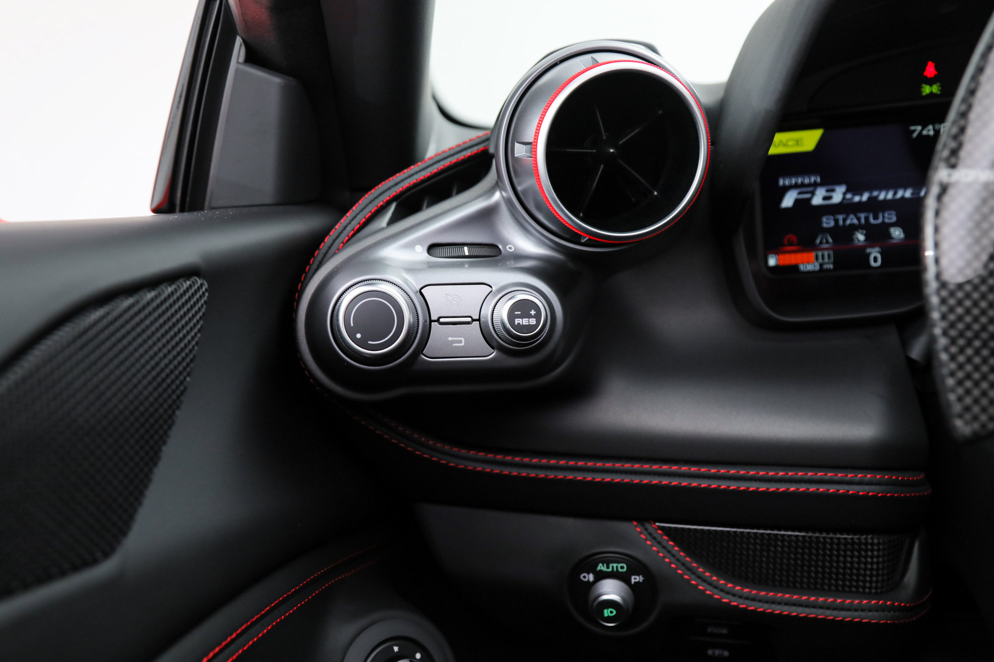 Certified 2023 Ferrari F8 Tributo RWD image 34