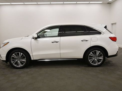Used 2018 Acura MDX w/ Technology & Entertainment AWD/4WD image 4