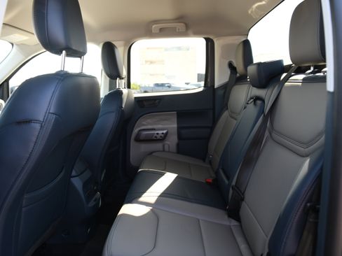 New 2026 Ford Maverick Lariat AWD/4WD image 11