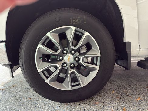 New 2026 Chevrolet Silverado 1500 LT w/ Safety Package image 28