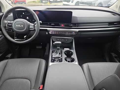 New 2026 Kia Carnival SX w/ SX Dark Edition Package FWD image 13