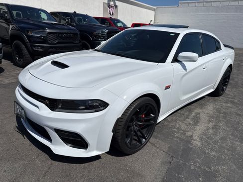 Used 2022 Dodge Charger Scat Pack RWD image 1