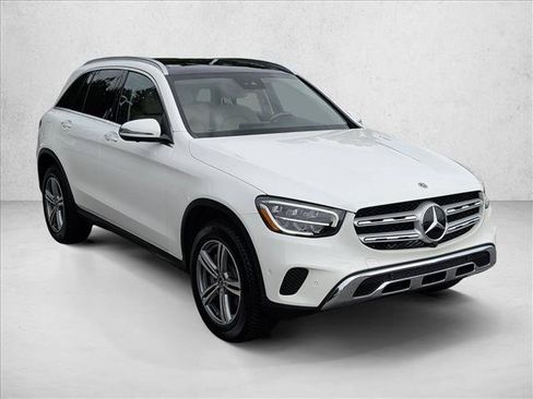 Used 2022 Mercedes-Benz GLC 300 image 3