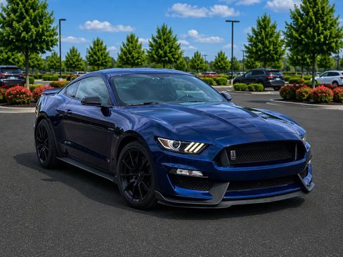 Used 2018 Ford Mustang Shelby GT350 w/ Electronics Package RWD image 7