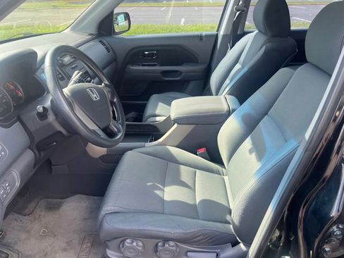 Used 2006 Honda Pilot LX image 2