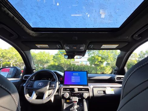 New 2026 Toyota 4Runner TRD Off-Road Premium AWD/4WD image 4