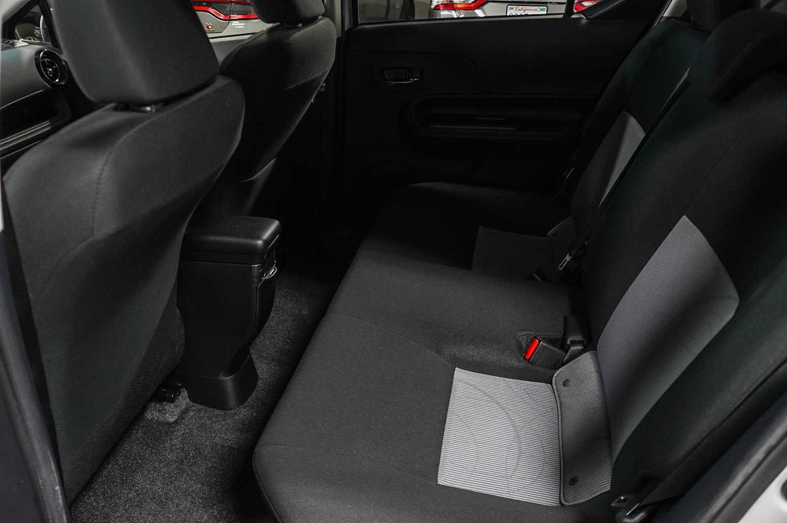 Certified 2019 Toyota Prius C FWD image 21