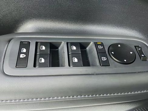 Used 2025 Hyundai Santa Fe SEL AWD/4WD image 20