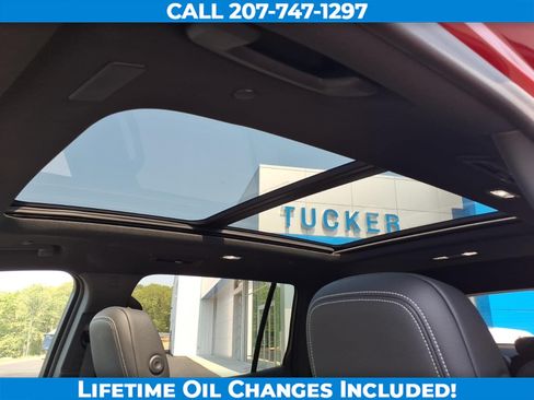 New 2026 Chevrolet Traverse LT w/ Sun and Wheel Package AWD/4WD image 14