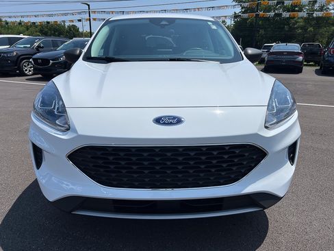 Used 2022 Ford Escape SE w/ Convenience Package FWD image 12