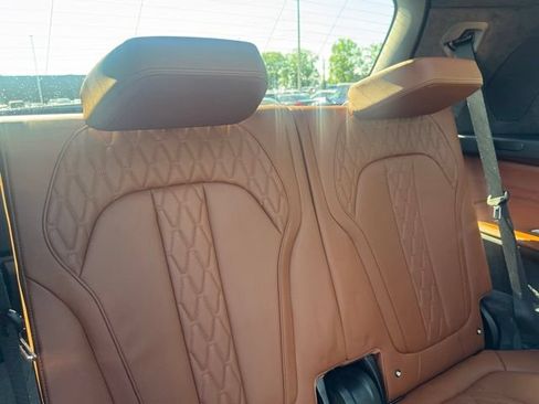 Used 2026 BMW X7 M60i AWD/4WD image 30