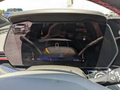 Used 2025 Chevrolet Trax RS w/ Driver Confidence Package FWD image 33