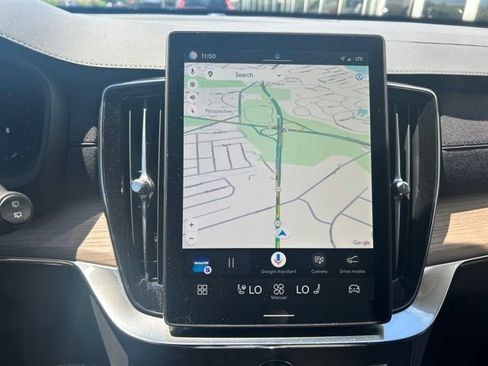 Certified 2025 Volvo XC90 B6 Plus AWD/4WD image 25