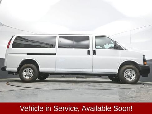 Used 2024 Chevrolet Express 3500 LS RWD image 40