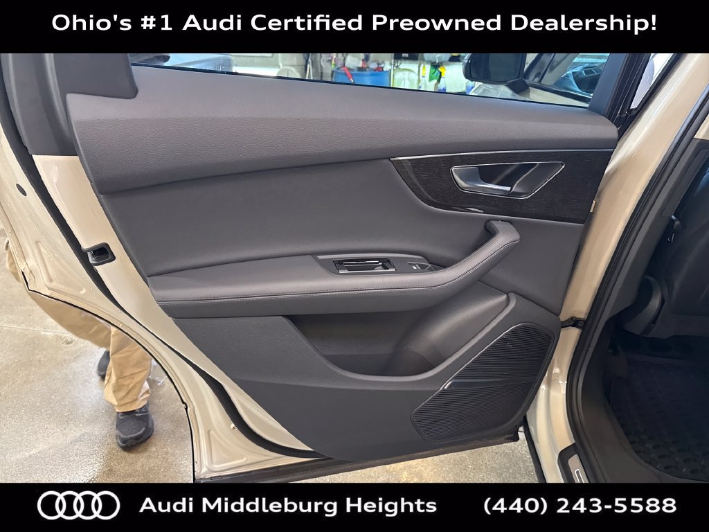 Used 2023 Audi Q7 2.0T Premium Plus w/ Premium Plus Package AWD/4WD image 23