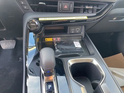 New 2026 Lexus NX 350 350h LUXURY AWD image 20