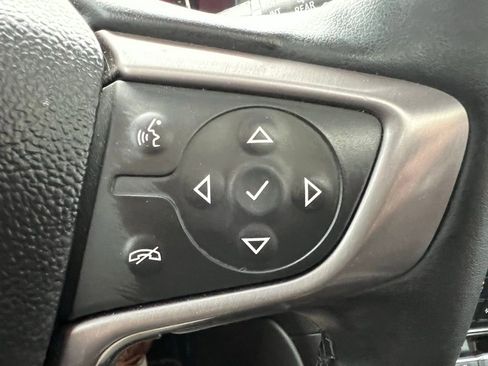 Used 2023 GMC Acadia AT4 w/ Technology Package image 46