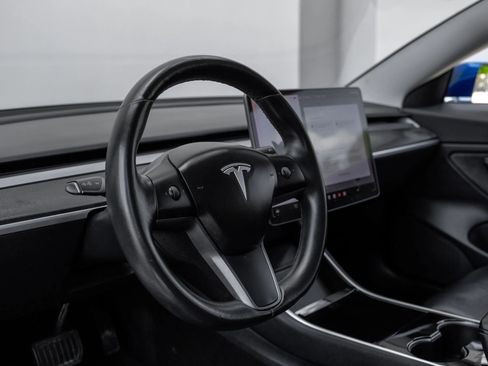 Used 2018 Tesla Model 3 Long Range image 15