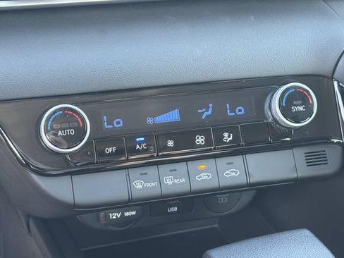 Certified 2026 Hyundai Elantra Hybrid FWD image 30