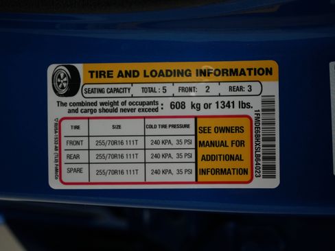 New 2025 Ford Bronco 4-Door image 33