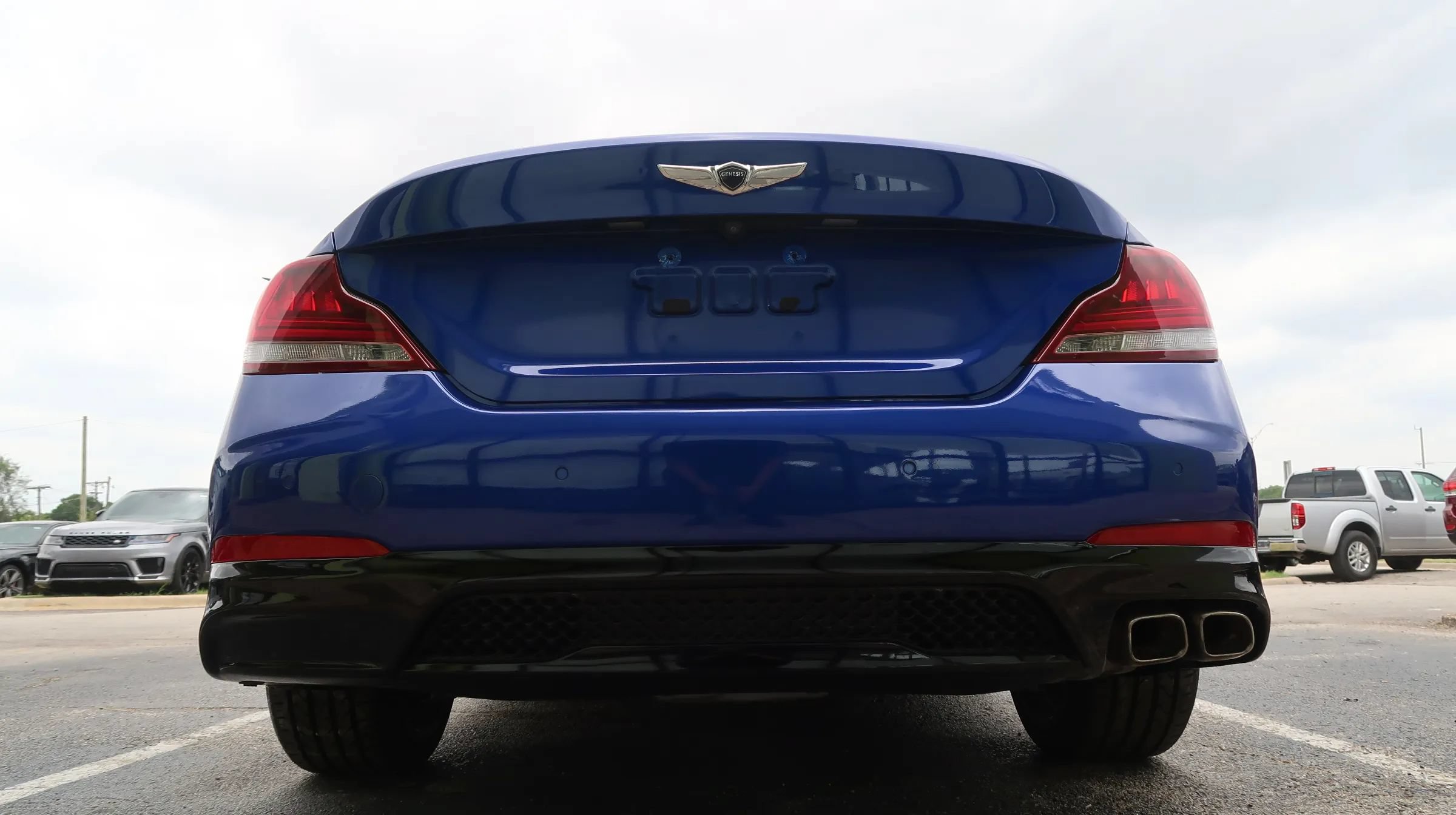 Used 2019 Genesis G70 2.0T Advanced w/ Sport Package AWD/4WD image 11