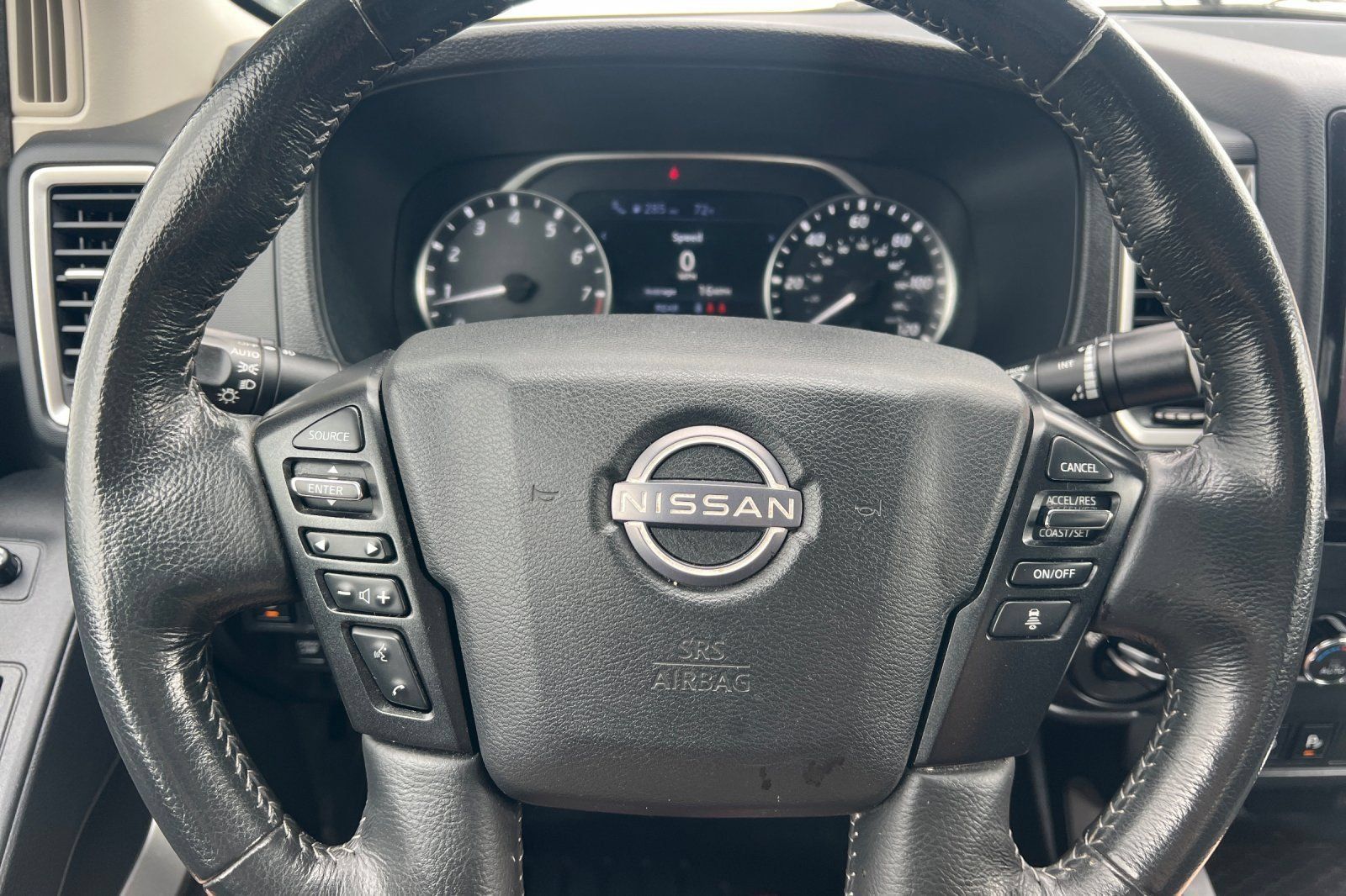 Used 2023 Nissan Frontier SV w/ Technology Package AWD/4WD image 19