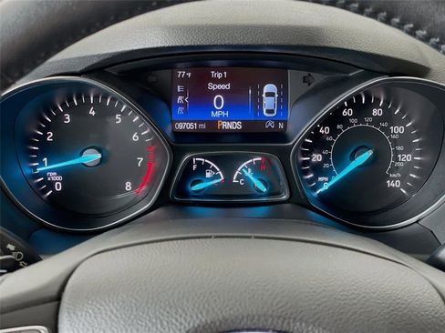 Used 2017 Ford Escape Titanium w/ Equipment Group 301A AWD/4WD image 15