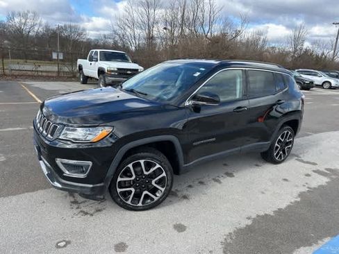 Used 2018 Jeep Compass Limited w/ Navigation Group image 11