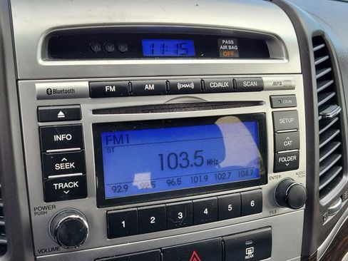 Used 2011 Hyundai Santa Fe GLS AWD/4WD image 17