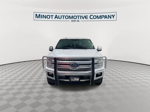 Used 2018 Ford F150 Lariat w/ Equipment Group 502A Luxury image 3