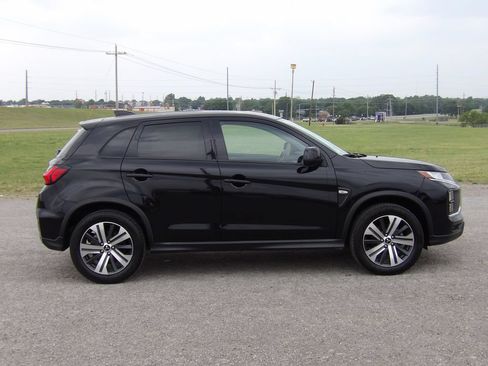 Used 2024 Mitsubishi Outlander Sport ES AWD/4WD image 5