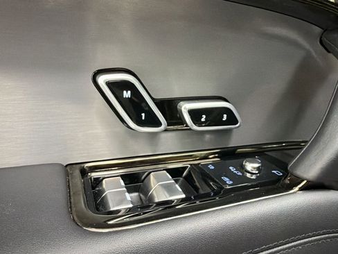 Certified 2023 Land Rover Range Rover Sport SE Dynamic image 12